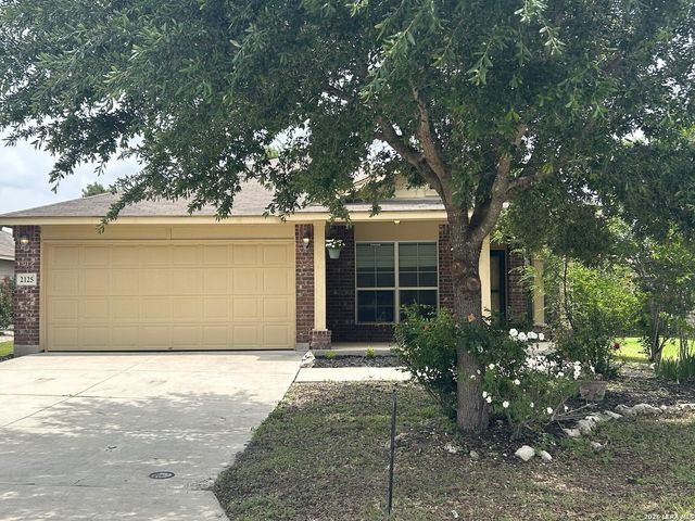 2125 Hazelwood, New Braunfels, TX 78130
