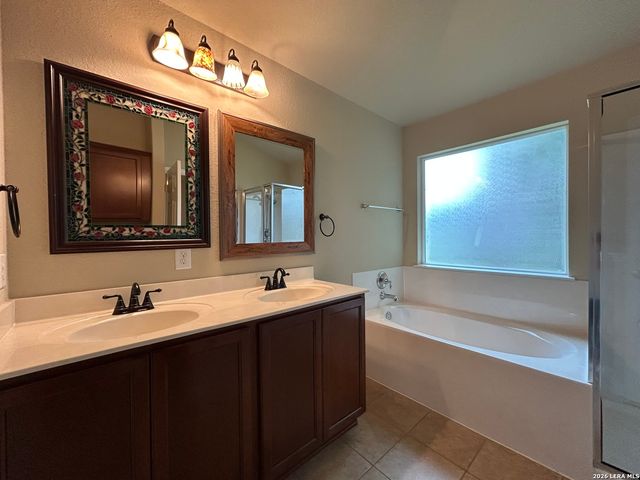 2125 Hazelwood, New Braunfels, TX 78130