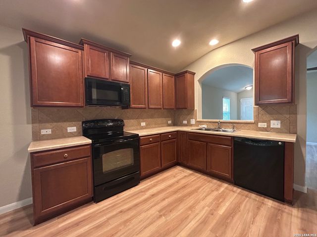 2125 Hazelwood, New Braunfels, TX 78130