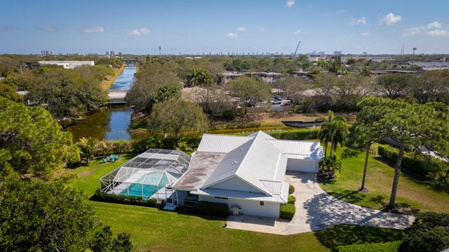 10356 SEAGRAPE Way, Palm Beach Gardens, FL 33418