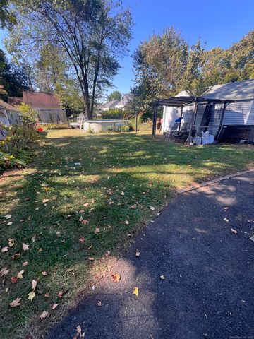 90 Carleton Street, Hamden, CT 06517