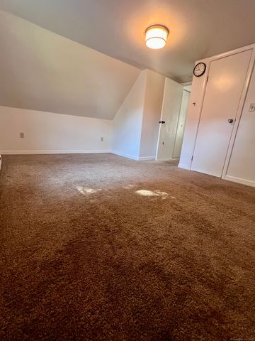 90 Carleton Street, Hamden, CT 06517