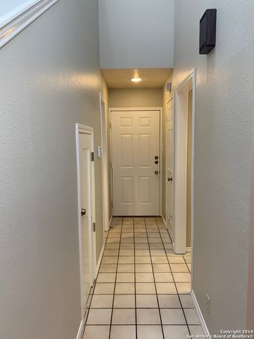 7930 Roanoke Run Apt 904, San Antonio, TX 78240