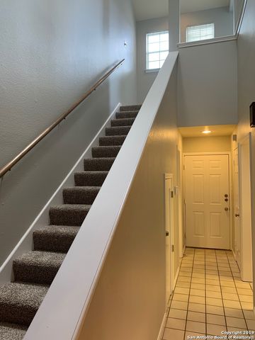 7930 Roanoke Run Apt 904, San Antonio, TX 78240