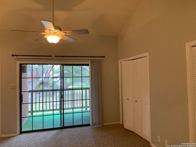 7930 Roanoke Run Apt 904, San Antonio, TX 78240