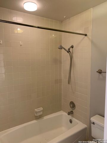 7930 Roanoke Run Apt 904, San Antonio, TX 78240