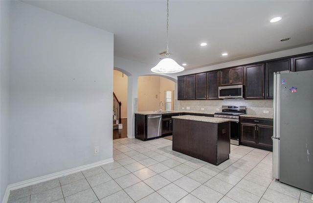 318 Bolton Drive, Westwood, TX 77573