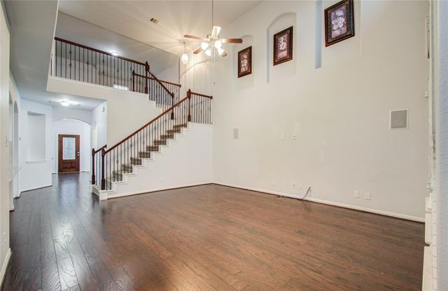 318 Bolton Drive, Westwood, TX 77573