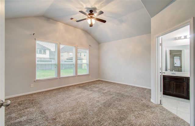 318 Bolton Drive, Westwood, TX 77573