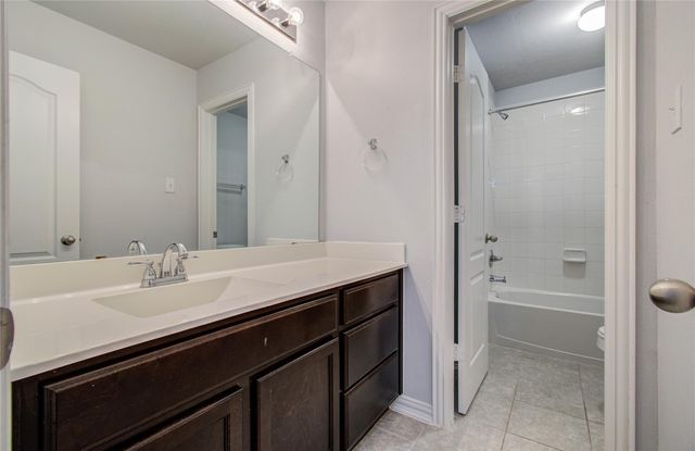 318 Bolton Drive, Westwood, TX 77573