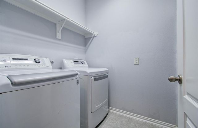 318 Bolton Drive, Westwood, TX 77573