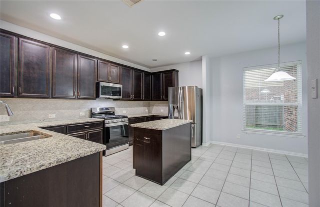 318 Bolton Drive, Westwood, TX 77573