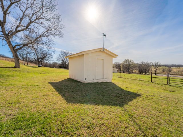 1857 Old Bonita Road, Nocona, TX 76255