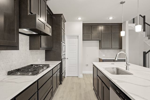 931 Richard Pittmon Drive, Desoto, TX 75115