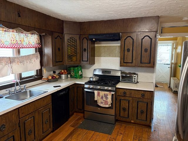 28 Vernal Street, Everett, MA 02149