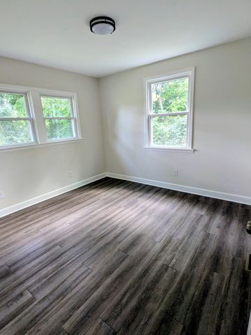 940 Colfax Dr, Nashville, TN 37214