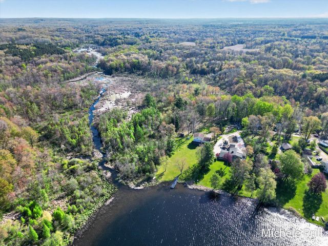 937 Bruce Drive, Yankee Springs Twp, MI 49333