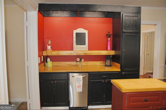 1800 Malco Drive, West Point, GA 31833