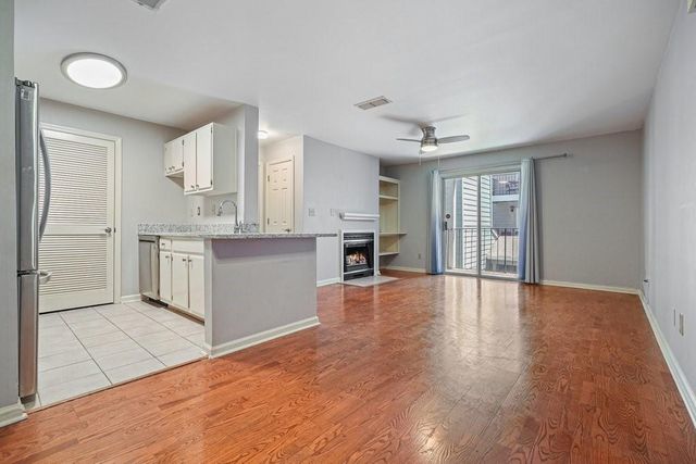 305 Granville Court, Atlanta, GA 30328