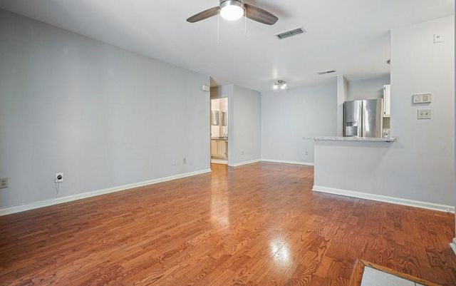 305 Granville Court, Atlanta, GA 30328