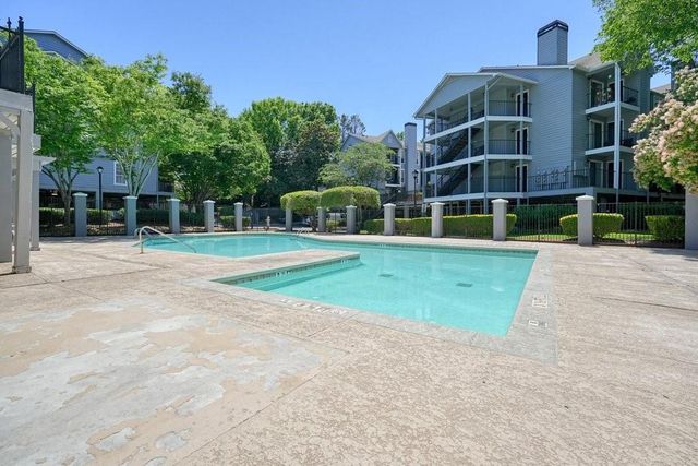 305 Granville Court, Atlanta, GA 30328