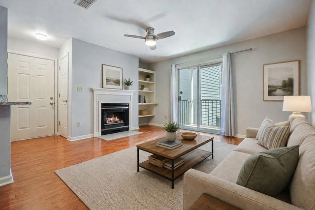 305 Granville Court, Atlanta, GA 30328