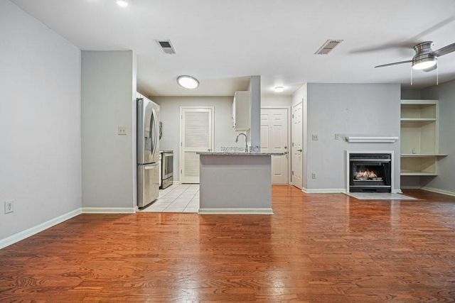 305 Granville Court, Atlanta, GA 30328