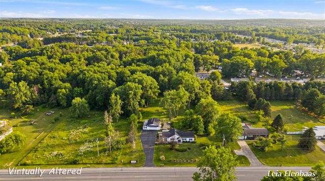 4612 13 Mile Road, Rockford, MI 49341