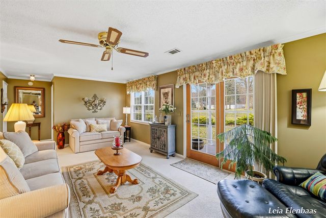 4612 13 Mile Road, Rockford, MI 49341