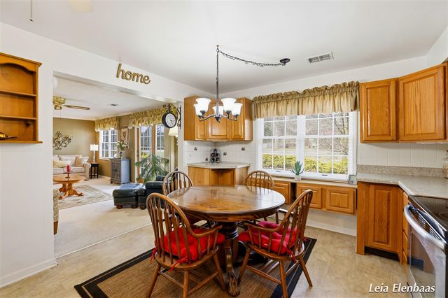 4612 13 Mile Road, Rockford, MI 49341