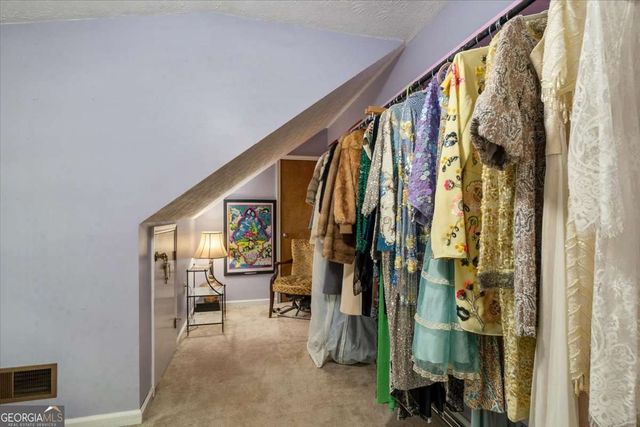 125 Clarkewoods Road, Athens, GA 30607