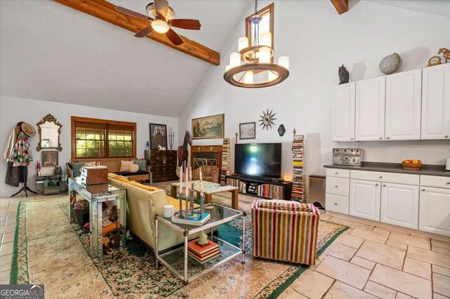 125 Clarkewoods Road, Athens, GA 30607