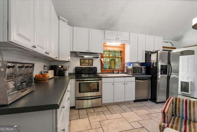 125 Clarkewoods Road, Athens, GA 30607