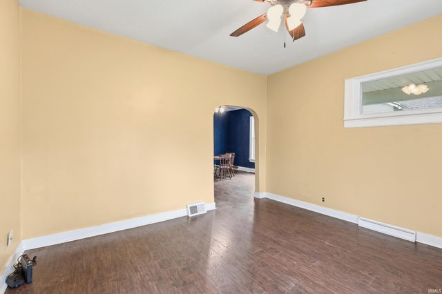 705 Riverside Avenue, Fort Wayne, IN 46805