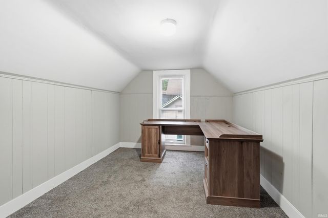 705 Riverside Avenue, Fort Wayne, IN 46805