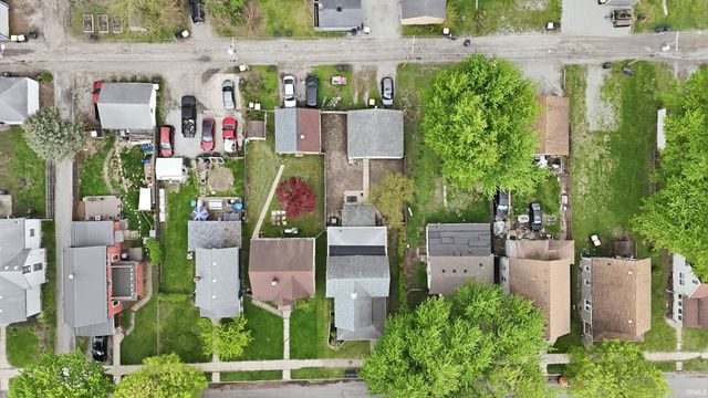 705 Riverside Avenue, Fort Wayne, IN 46805