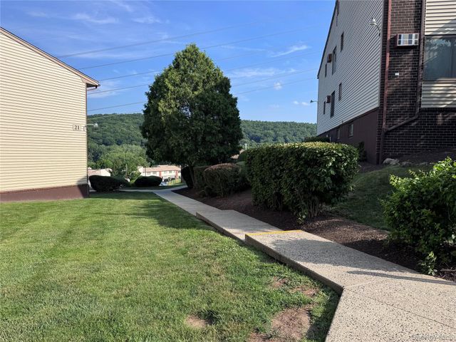 206 Country Club Lane, Pomona, NY 10970