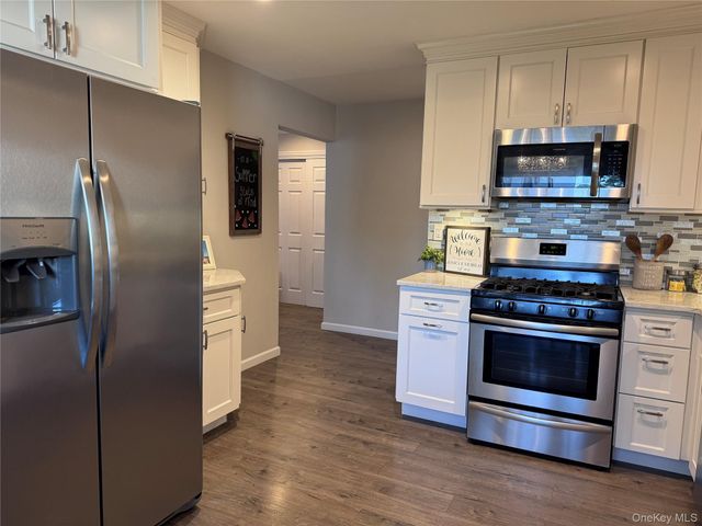 206 Country Club Lane, Pomona, NY 10970