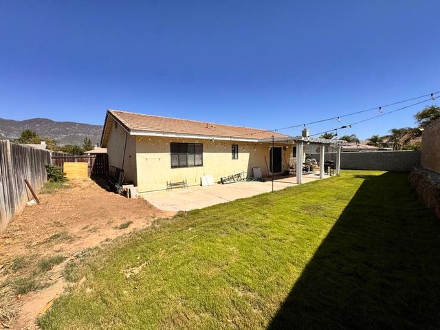 1549 Teton Street, San Bernardino, CA 92407