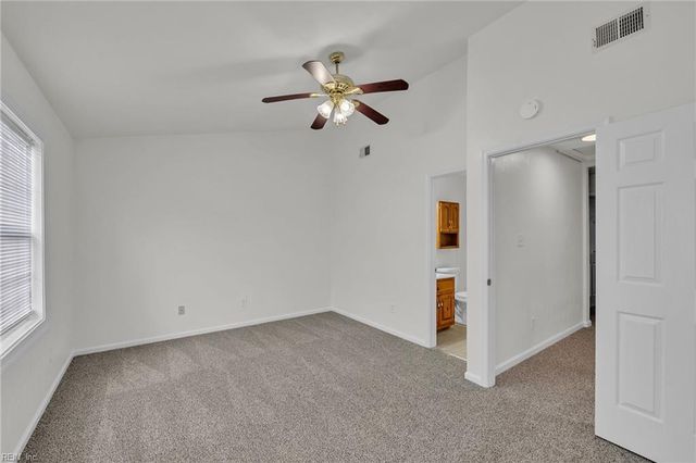 613 Creekside CT, Chesapeake, VA 23320