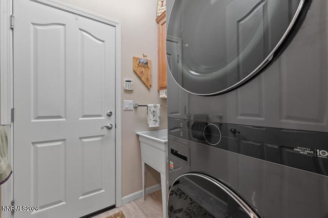 455 Dartmoor Court, Reno, NV 89521