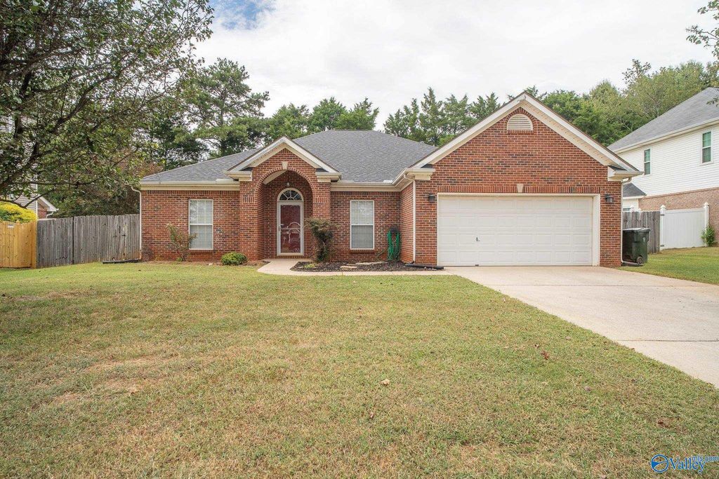 216 N Horseshoe Bend, Madison, AL 35758