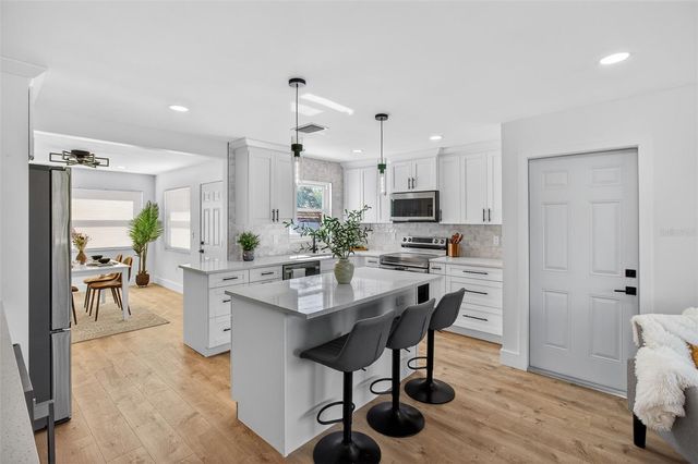 651 20TH STREET NW, Largo, FL 33770