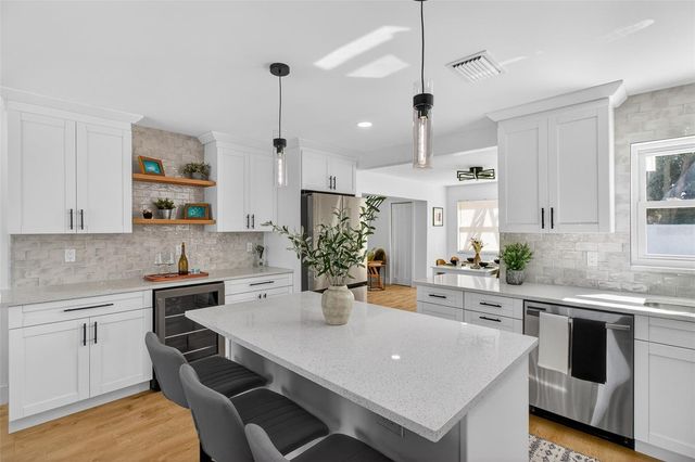 651 20TH STREET NW, Largo, FL 33770