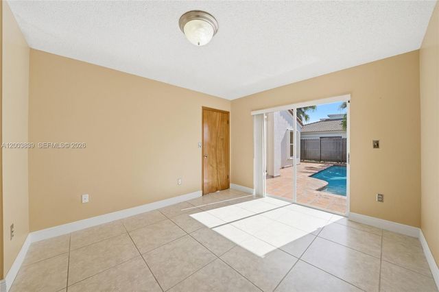 631 SW 88th Ct, Miami, FL 33174