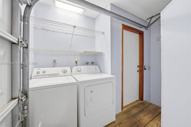 631 SW 88th Ct, Miami, FL 33174