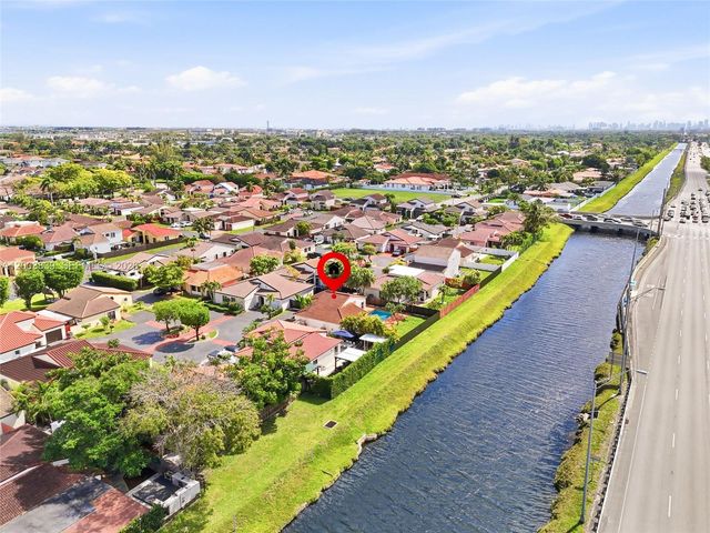 631 SW 88th Ct, Miami, FL 33174