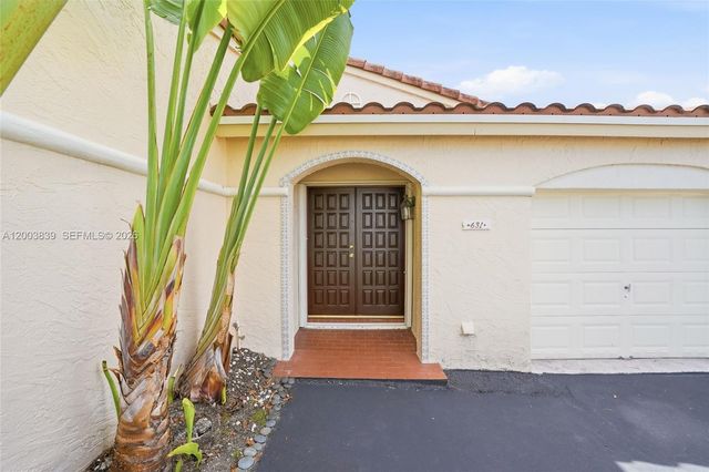 631 SW 88th Ct, Miami, FL 33174