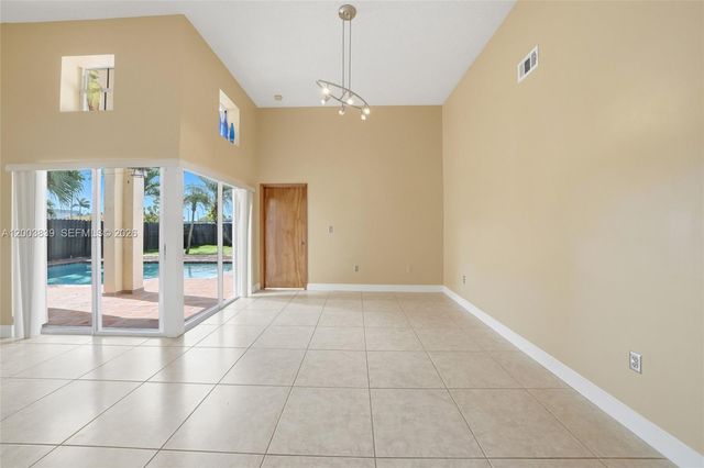 631 SW 88th Ct, Miami, FL 33174