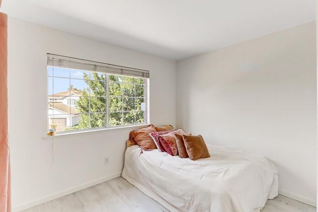 1120 Colina Ct, Davis, CA 95618